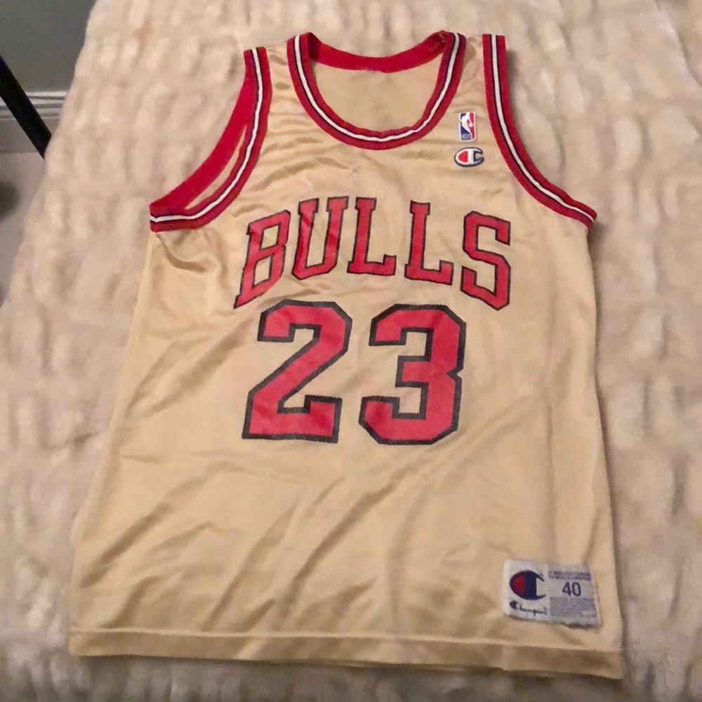 VERY RARE GOLD JORDAN JERSEY